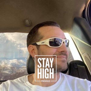 Meet your Posher, Dustin